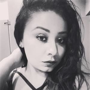 Meet your Posher, Blanca